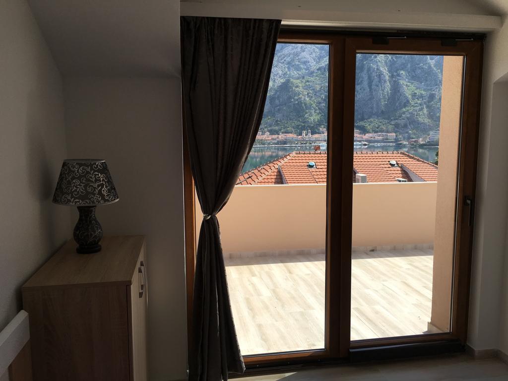 Apartmani Mizdrak Kotor Exterior foto